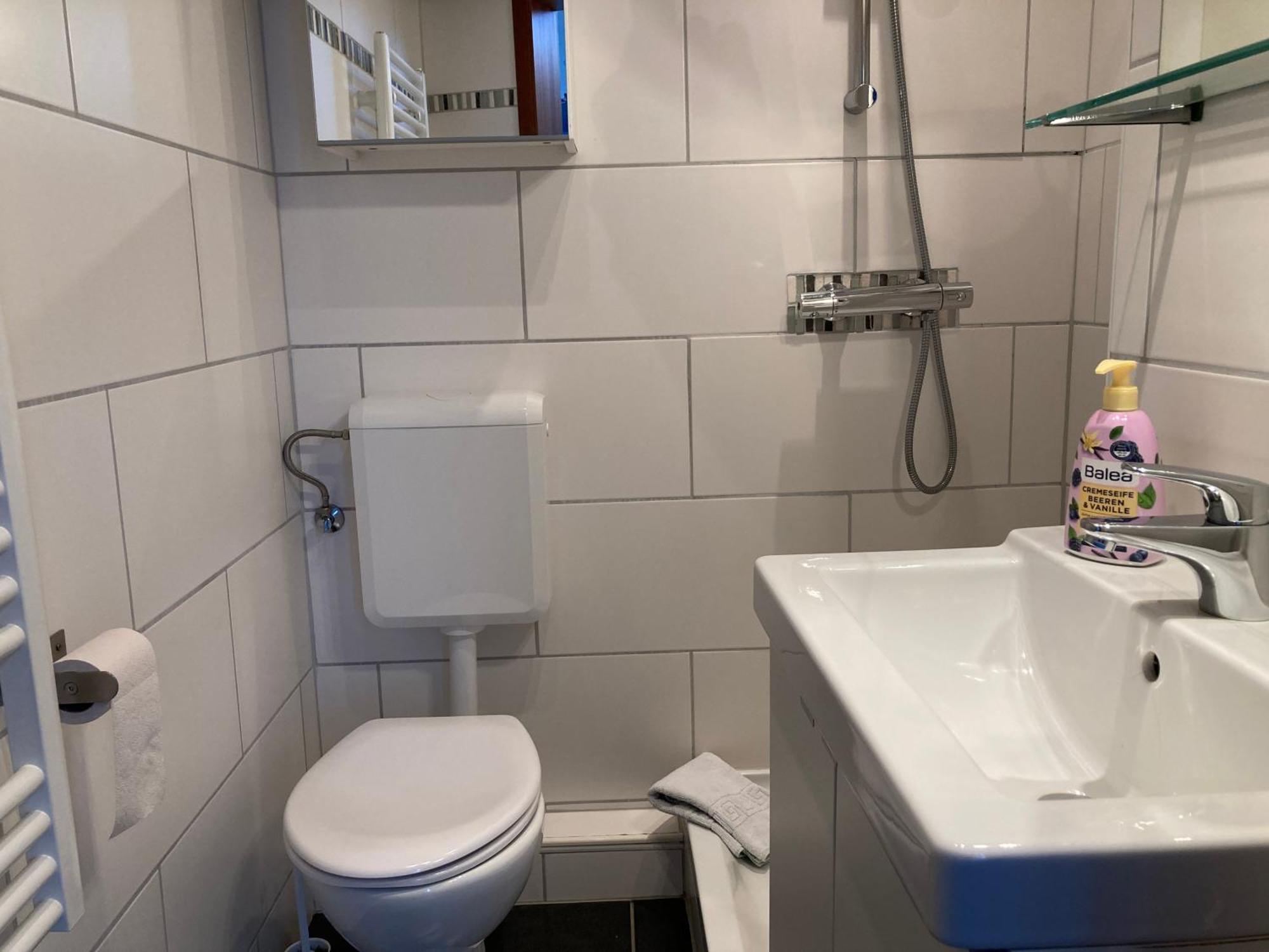 Haus Krabbe Apartments Mit Doppelbetten, Fuer 1-2 Personen, Hunde Kostenfrei Willkommen, Kostenfreier Parkplatz, Zwischen Bremerhaven Und Cuxhaven Gelegen فريمين المظهر الخارجي الصورة